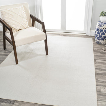 Twyla Classic Solid Low-Pile Machine-Washable Area Rug